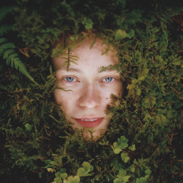 ANNA B SAVAGE - YOU & I ARE EARTH (TRANSPARENT VINYL/140G) - LP Vinyl