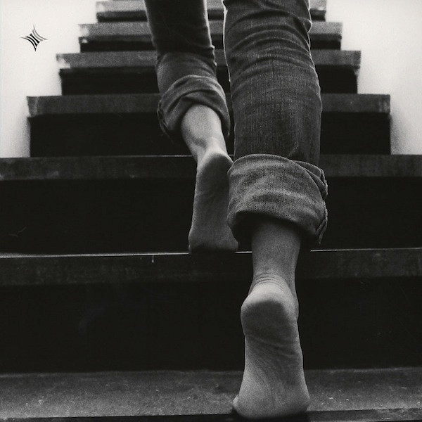 MC00NTU3LmpwZWc-2.jpeg ALTARBOY - LEFT BELOW - 12 Inch vinyl