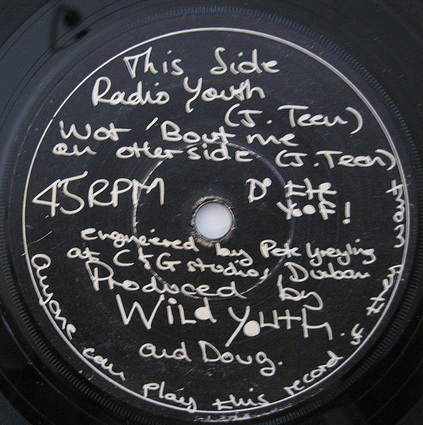 NS00NTU4LmpwZWc-2.jpeg WILD YOUTH - WOT 'BOUT ME - 7 inch Vinyl